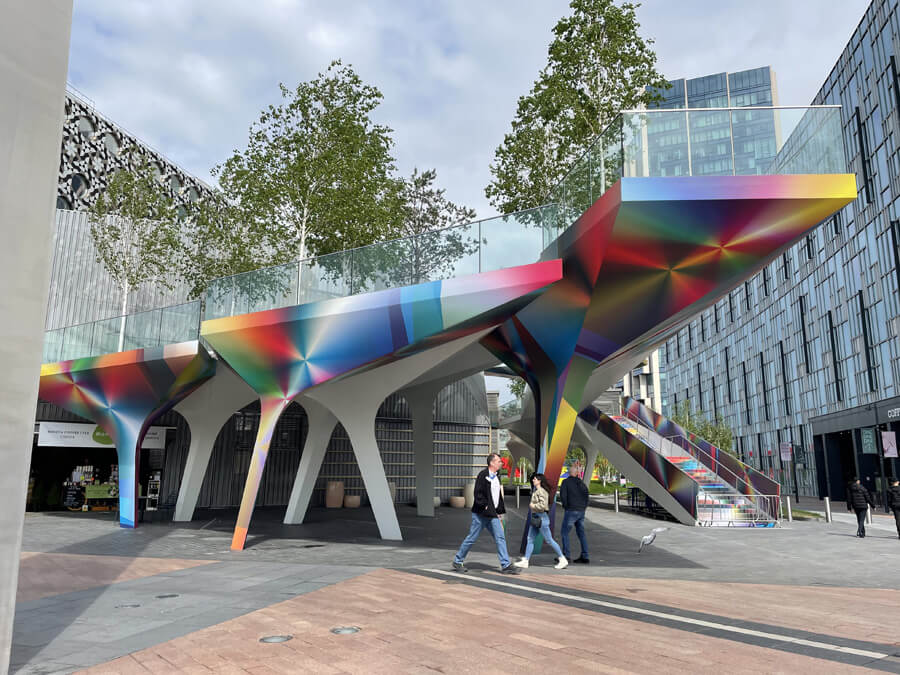Felipe Pantone London Wrap